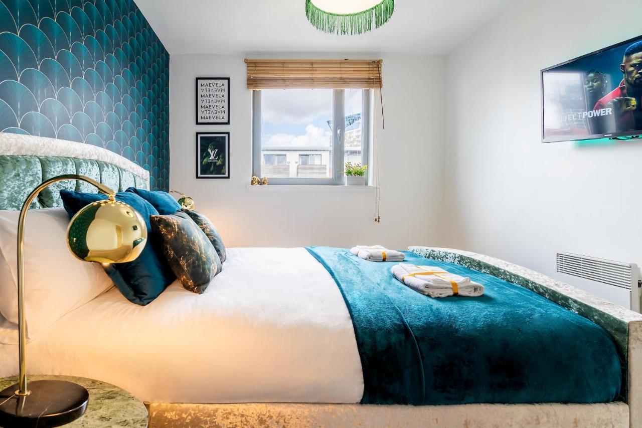 Maevela Apartments - Ultra Lavish Luxury 2 Bed Apartment City Centre - With Balcony - Free Secure Parking - Ps4 & Smart Tv'S Birmingham Exterior photo